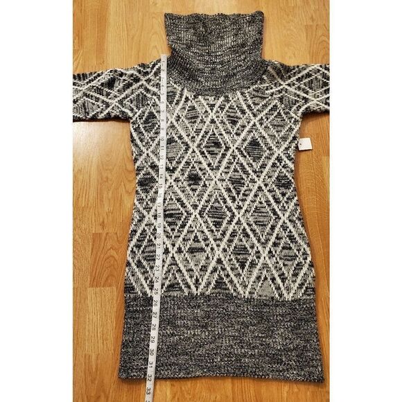 Papillon Cozy Sweater Dress sz Medium - Picture 7 of 11